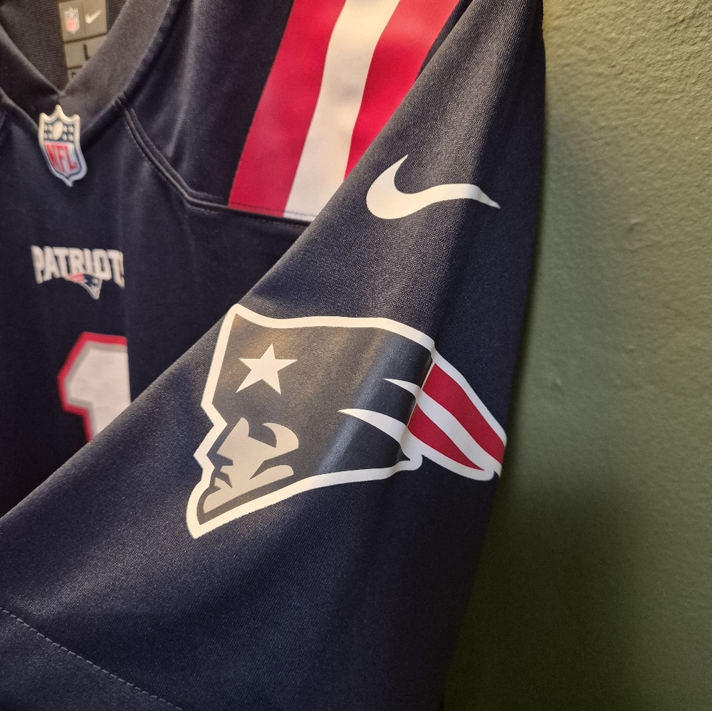 Nike New England Patriots Cam Newton #1 NFL On Field Jersey Size Large Navy - Picture 3 of 4